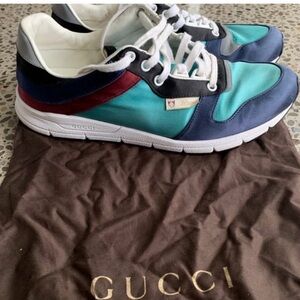 Gucci, running shoes 👟 used